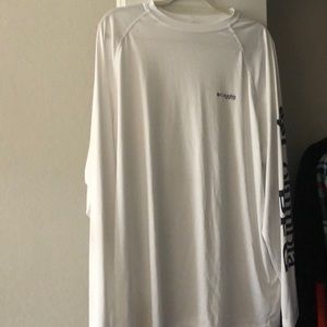 columbia men’s dry fit shirt